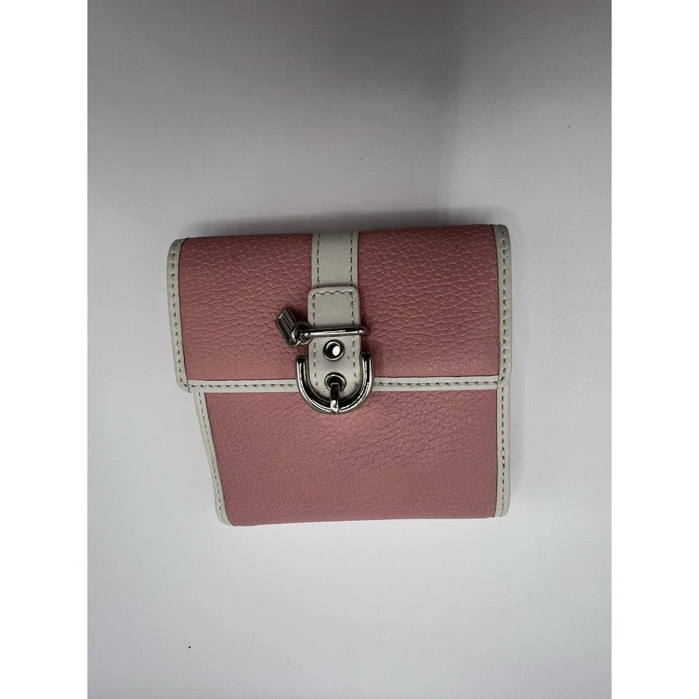 Coach Pink and White leather Buckle Charm Soho mini Bifold Wallet Y2k Deadstock